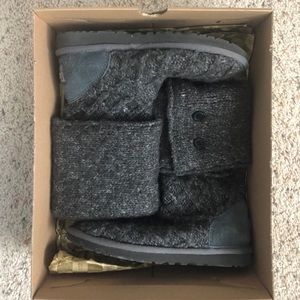Sweater ugg boots (gray)